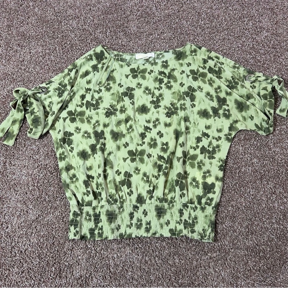 Michael Kors Green tie front Blouse size:L